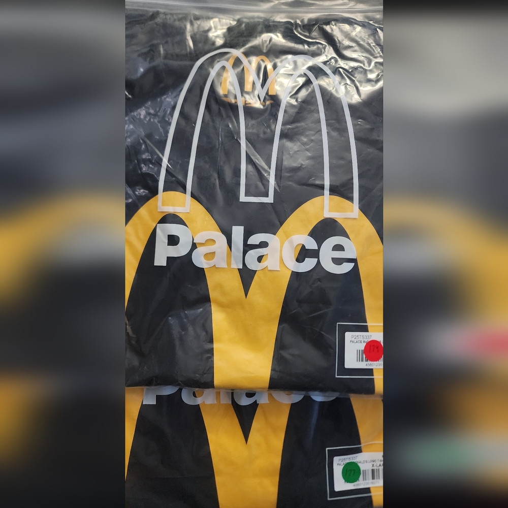 Palace McDonalds Logo TShirt New In Package. Size XL - Picture 4 of 4